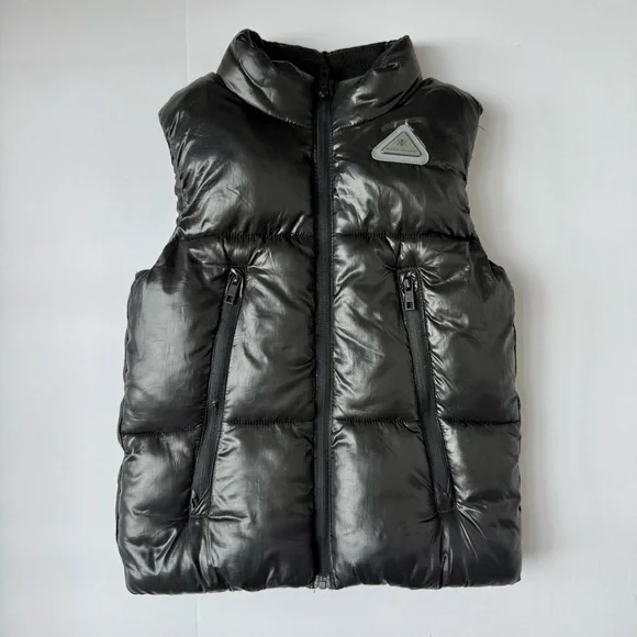 River Island Girls Shiny Black Puffer Vest Size 4-5Y - Picture 4 of 6